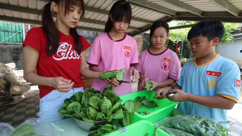 桃園市內壢國中｜校園食物銀行 實踐愛與關懷