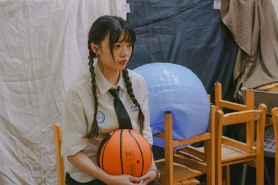 墜落之間的真相