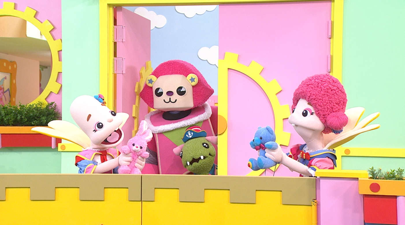 琳琳和莎拉吵架了？